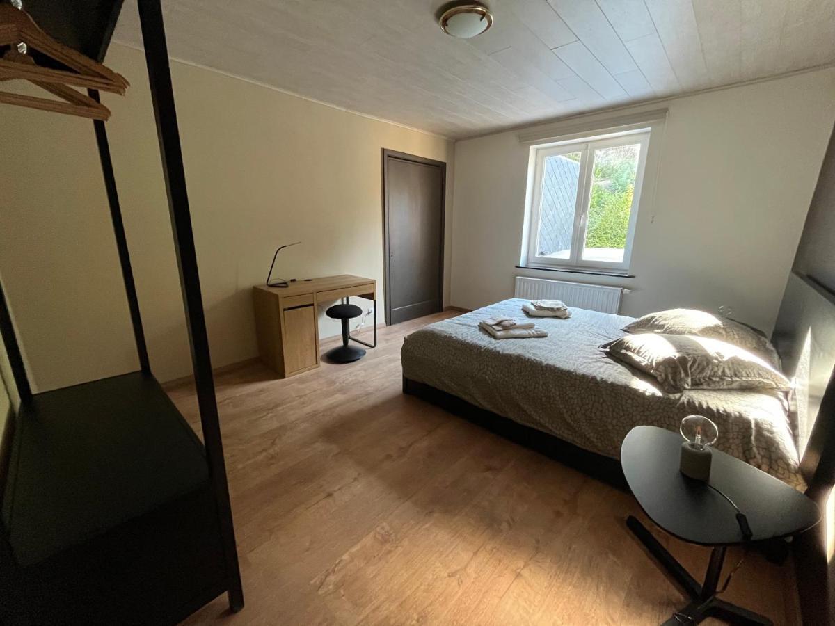 Aux Loups Blancs - Appartement Namur Ngoại thất bức ảnh